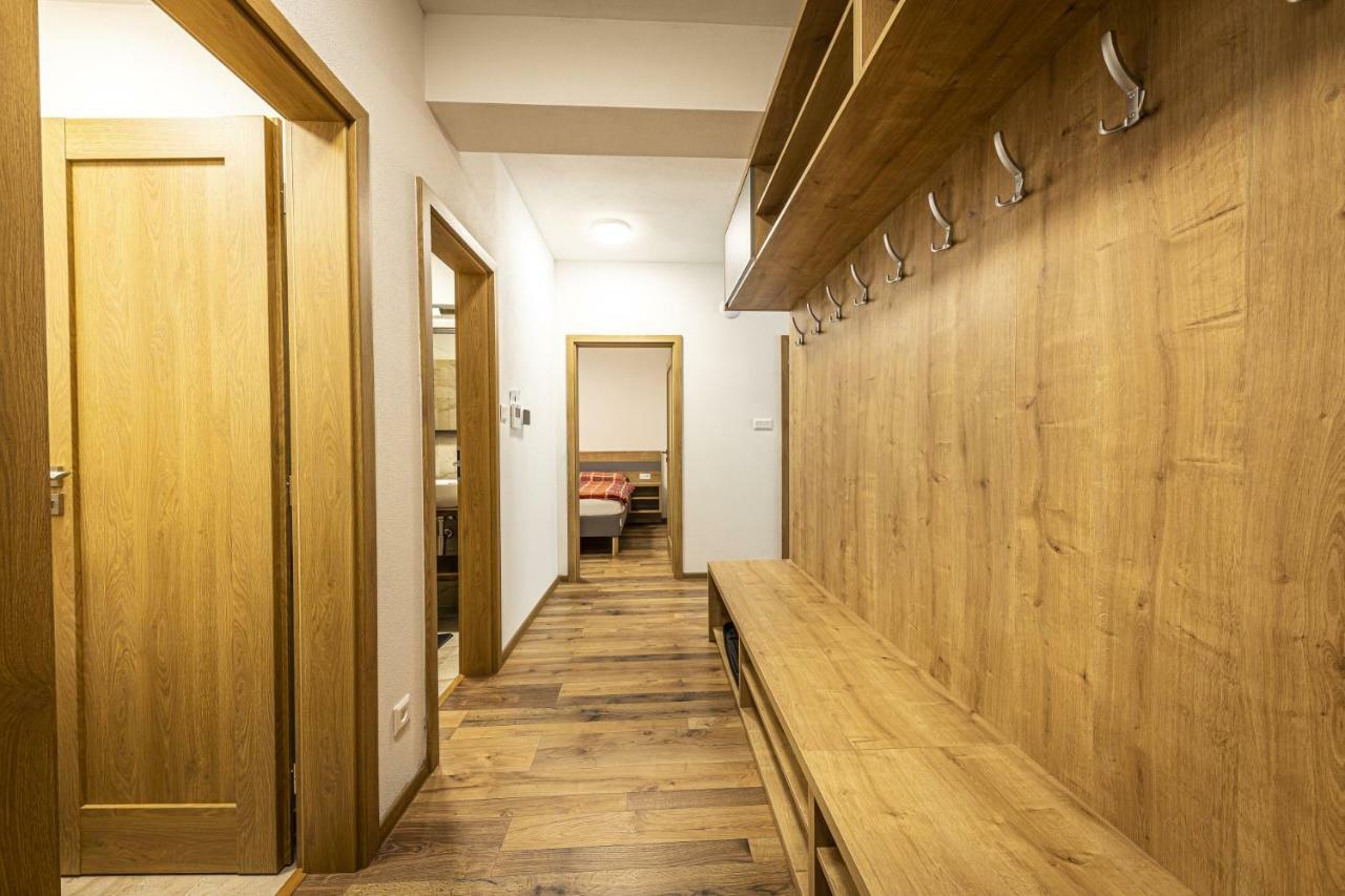 Apartmanovy Dom Poludnica - Chopok Juh Tale Buitenkant foto