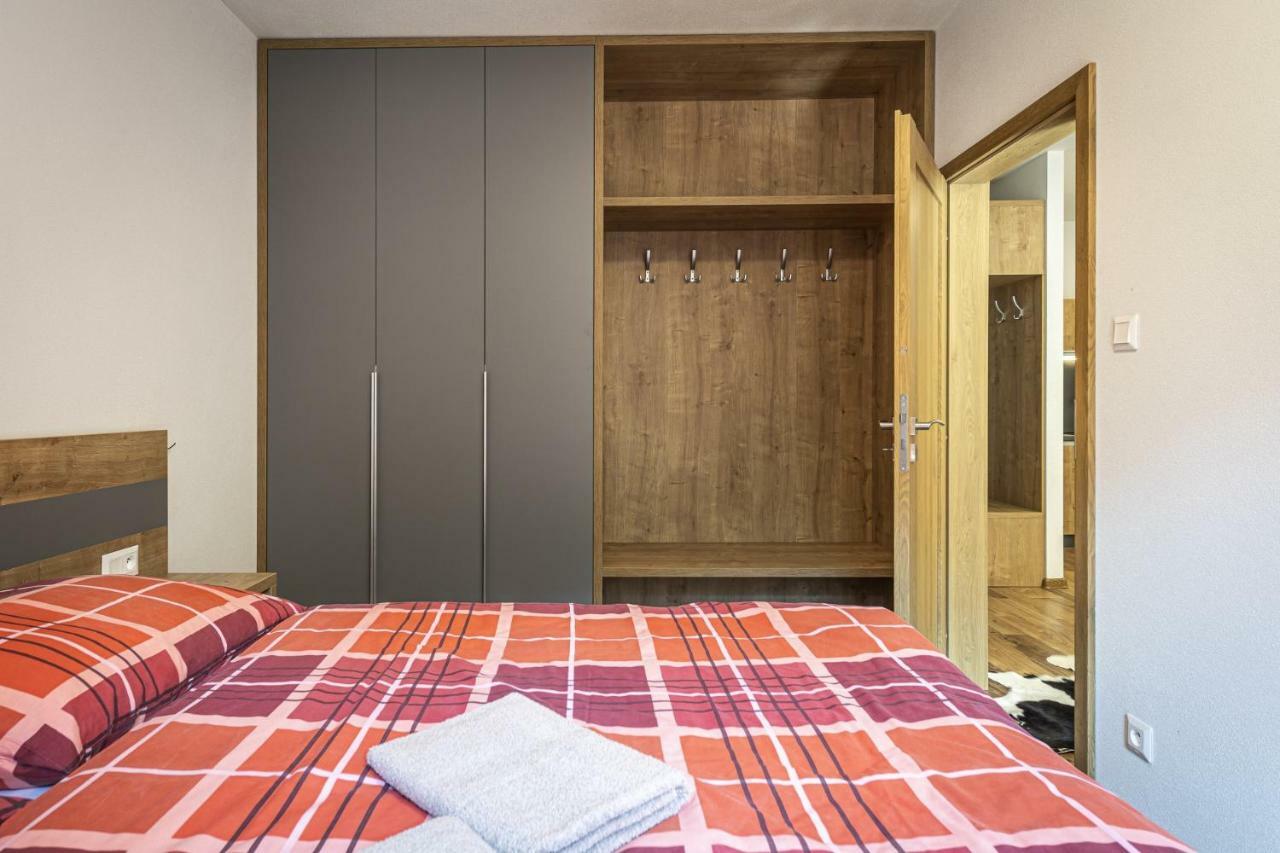 Apartmanovy Dom Poludnica - Chopok Juh Tale Buitenkant foto