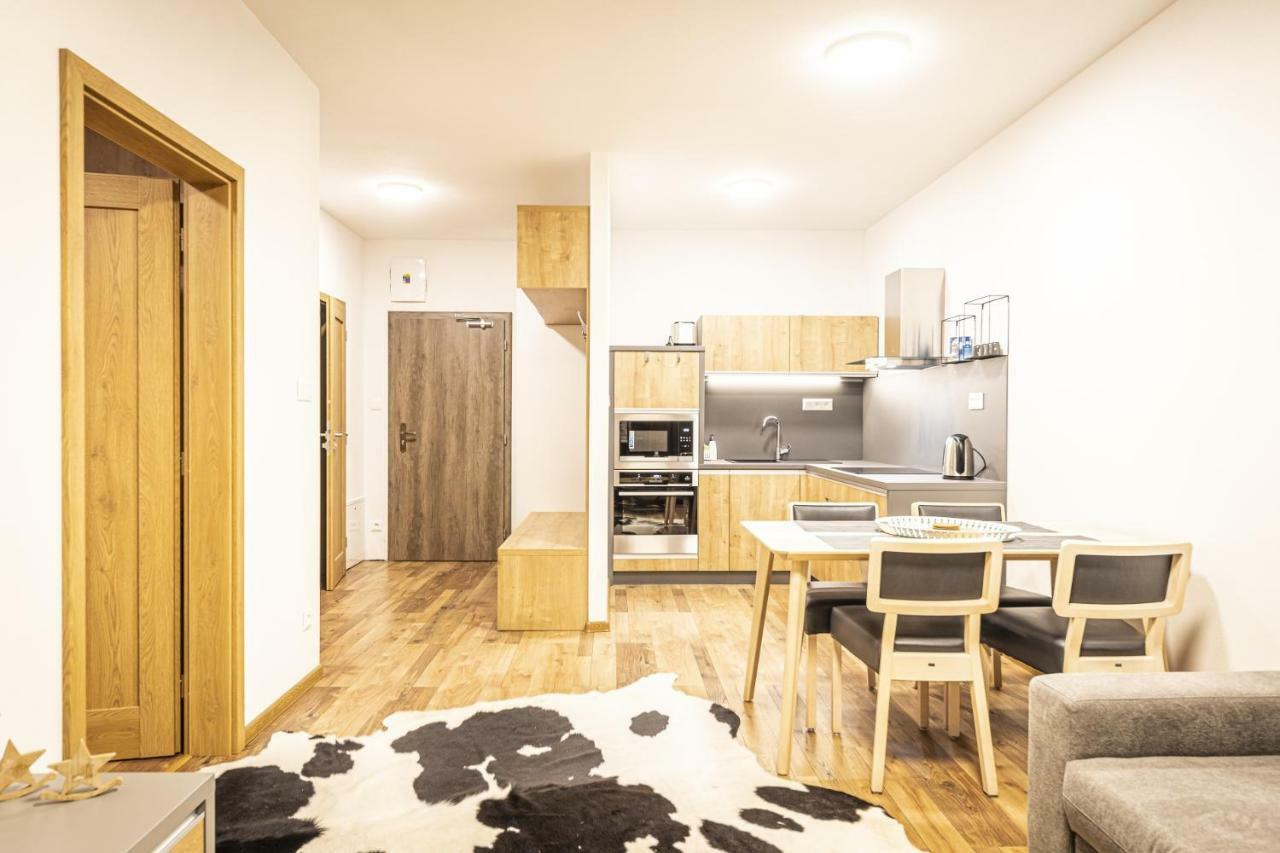 Apartmanovy Dom Poludnica - Chopok Juh Tale Buitenkant foto