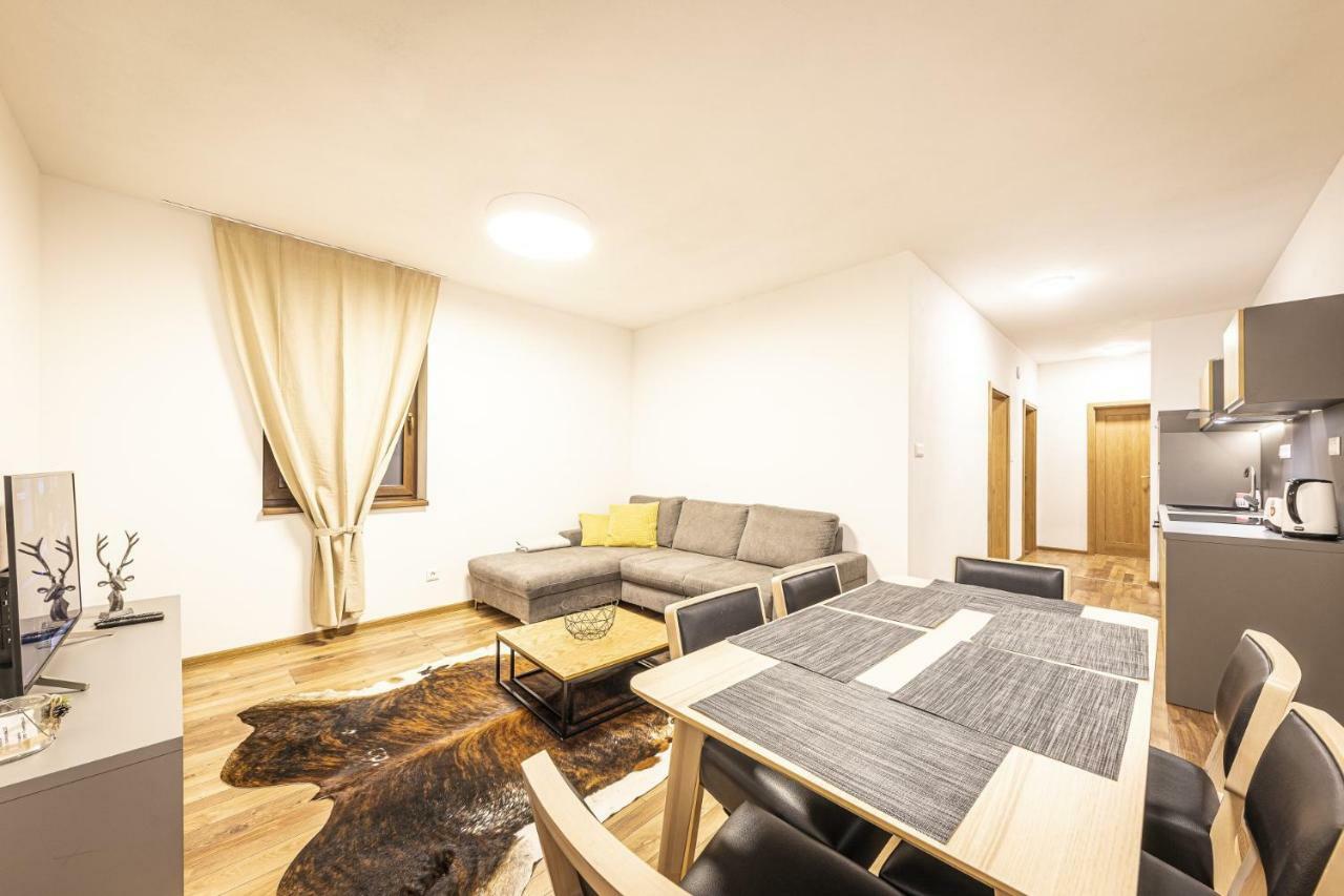 Apartmanovy Dom Poludnica - Chopok Juh Tale Buitenkant foto