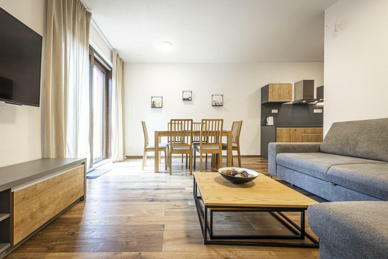 Apartmanovy Dom Poludnica - Chopok Juh Tale Buitenkant foto