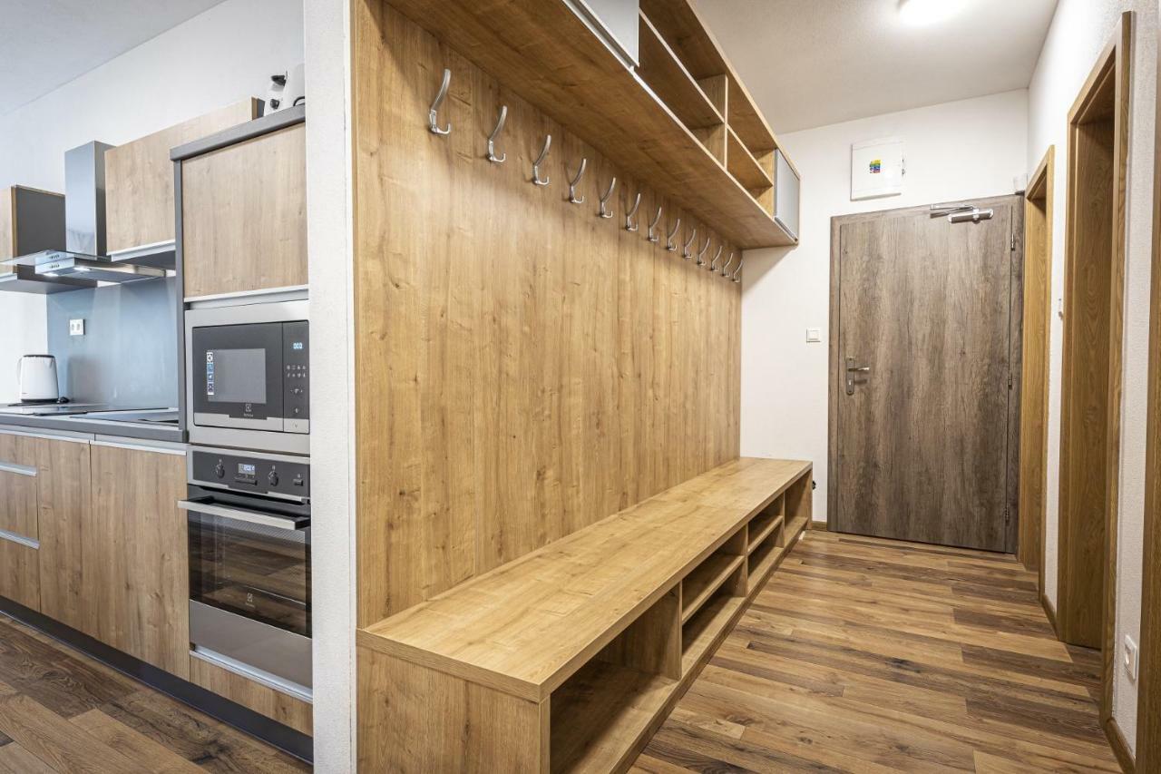 Apartmanovy Dom Poludnica - Chopok Juh Tale Buitenkant foto