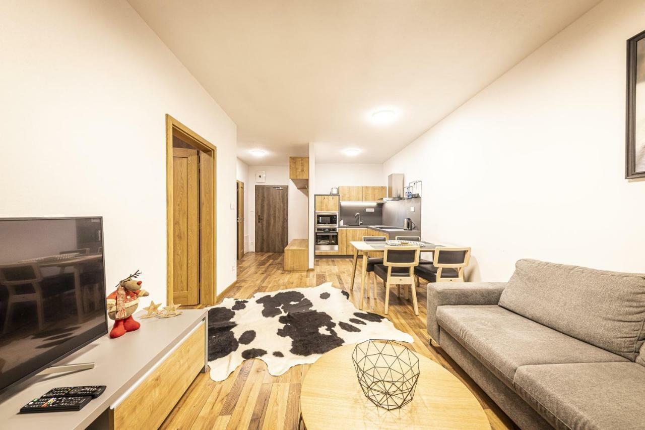 Apartmanovy Dom Poludnica - Chopok Juh Tale Buitenkant foto