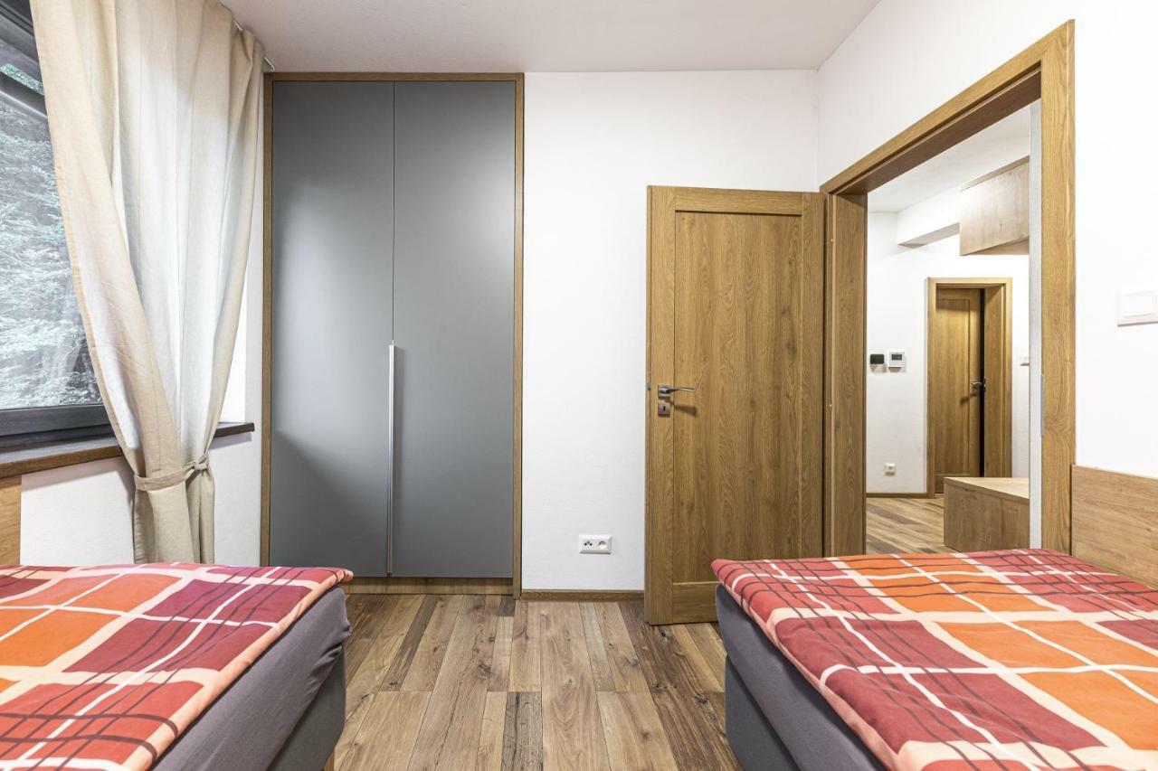Apartmanovy Dom Poludnica - Chopok Juh Tale Buitenkant foto